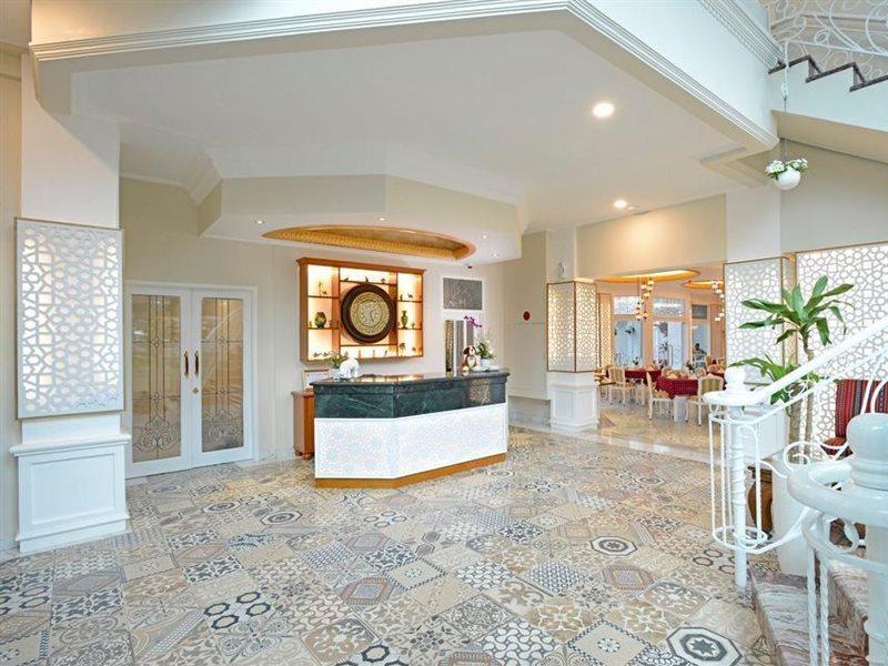 Sahira Butik Pakuan Syariah Hotel Bogor Exterior foto